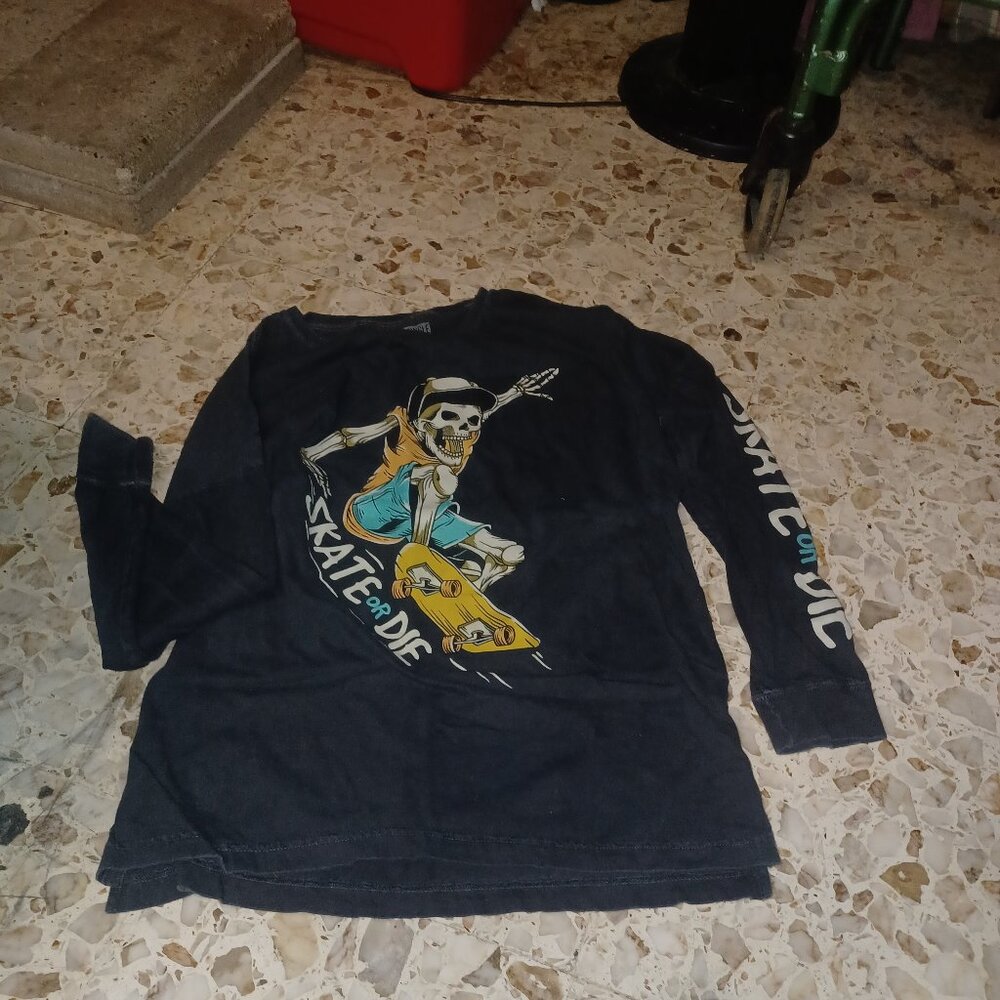 Thirty Single Men's Long Sleeve Tee Med Black Skater Theme